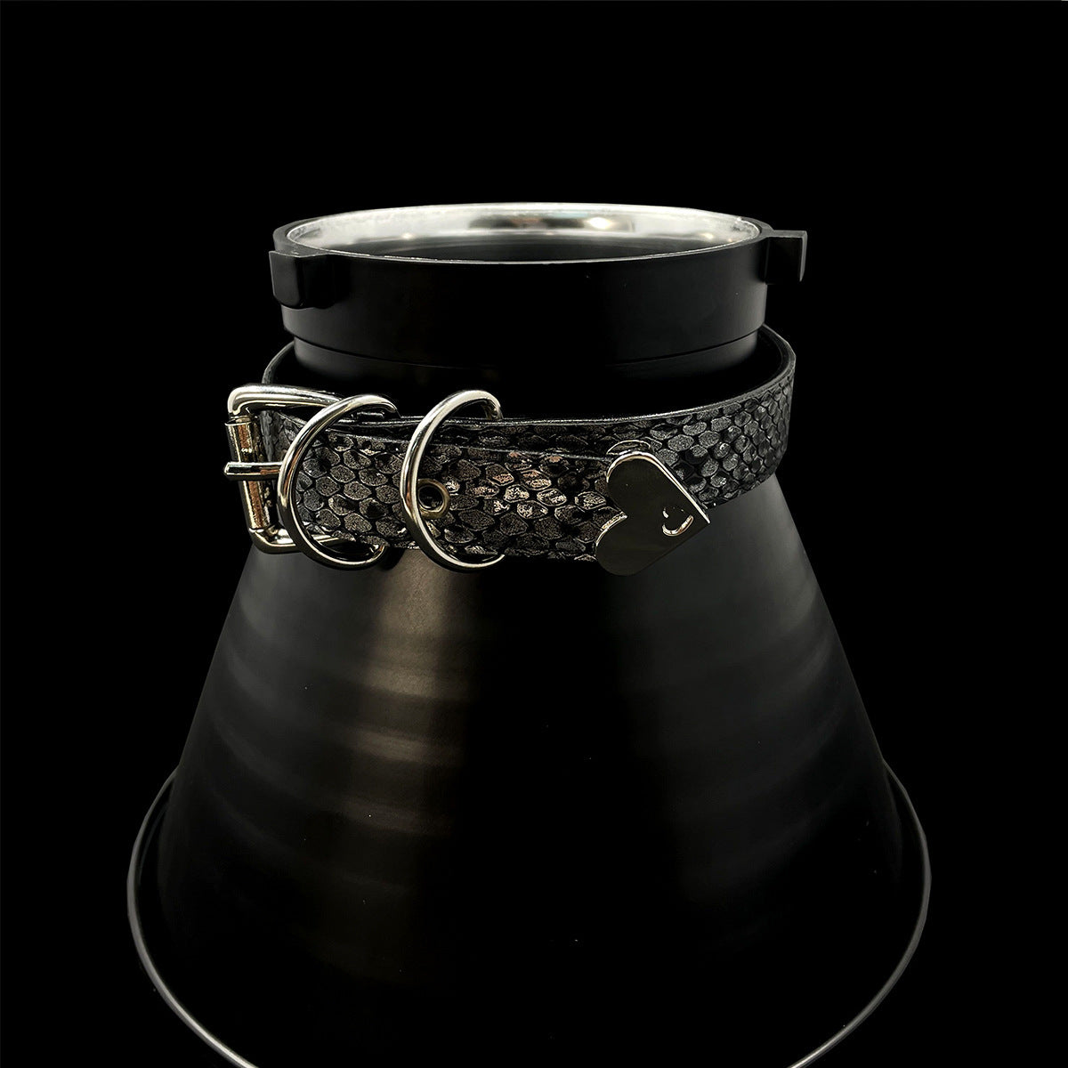 AllSparkling [REGIN] Snakeskin Gothic Necklace