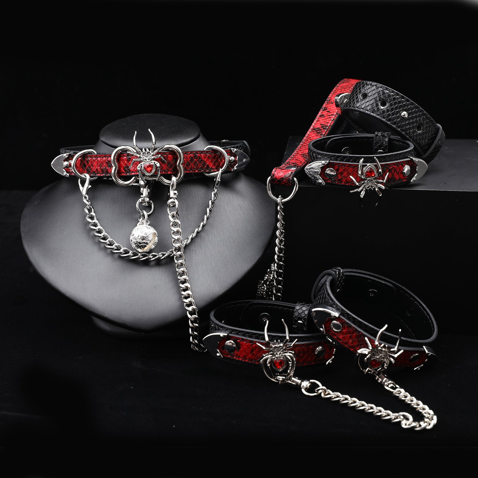 AllSparkling [CHROMATIC] Spider Choker